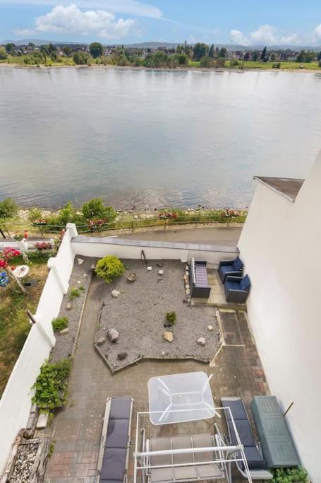 Tiny Apartment With Spacious Terrace On The Rhine Neuwied Exterior foto