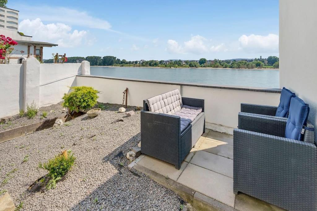 Tiny Apartment With Spacious Terrace On The Rhine Neuwied Exterior foto